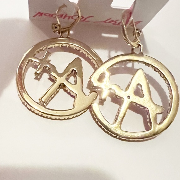 ♥️✨BETSEY JOHNSON A Plus Red Rhinestone Crystal Drop Earrings - Picture 5 of 8